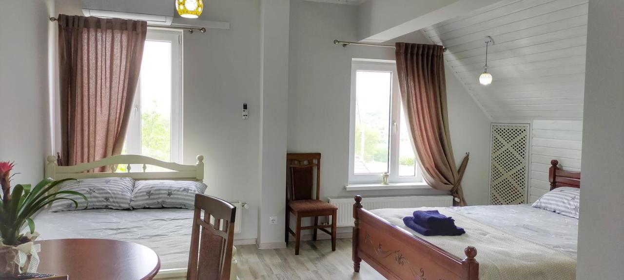 Conacul Mierii Villa Straseni Exterior foto